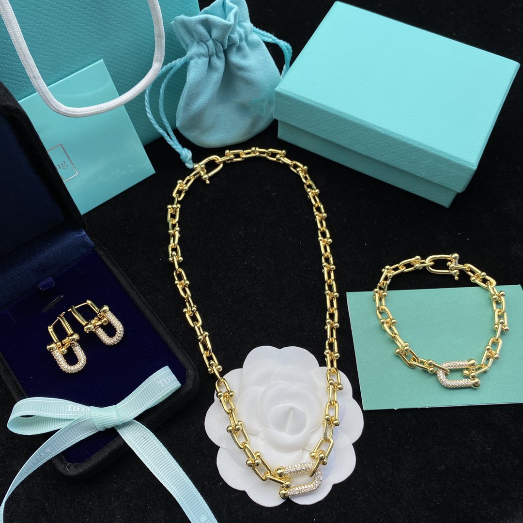 HARDWARE LINK DIAMOND GOLD EARRINGS