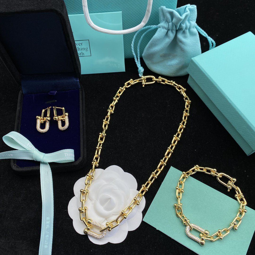 HARDWARE LINK DIAMOND GOLD EARRINGS