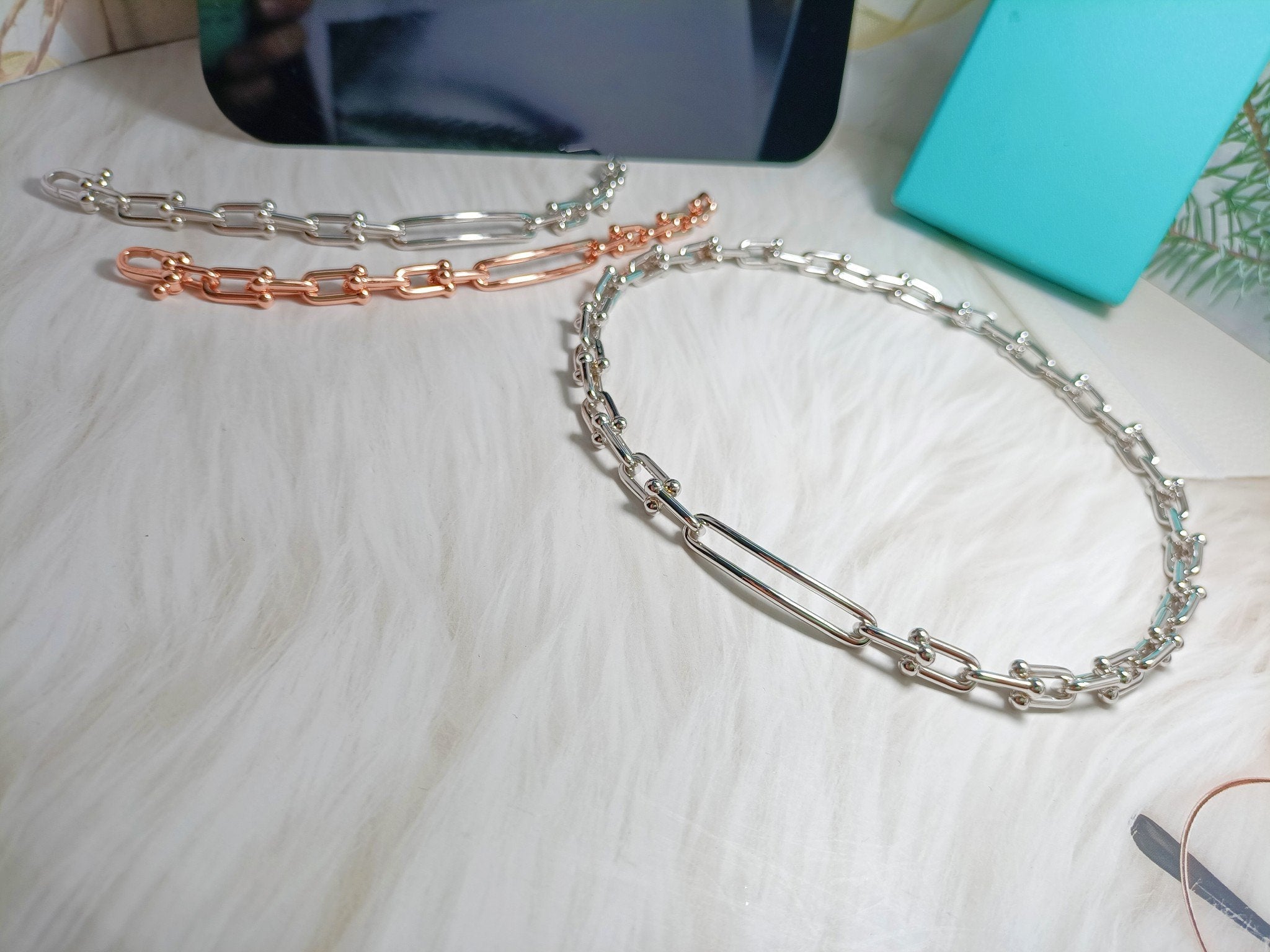 HARDWARE LONG CHAIN BRACELET