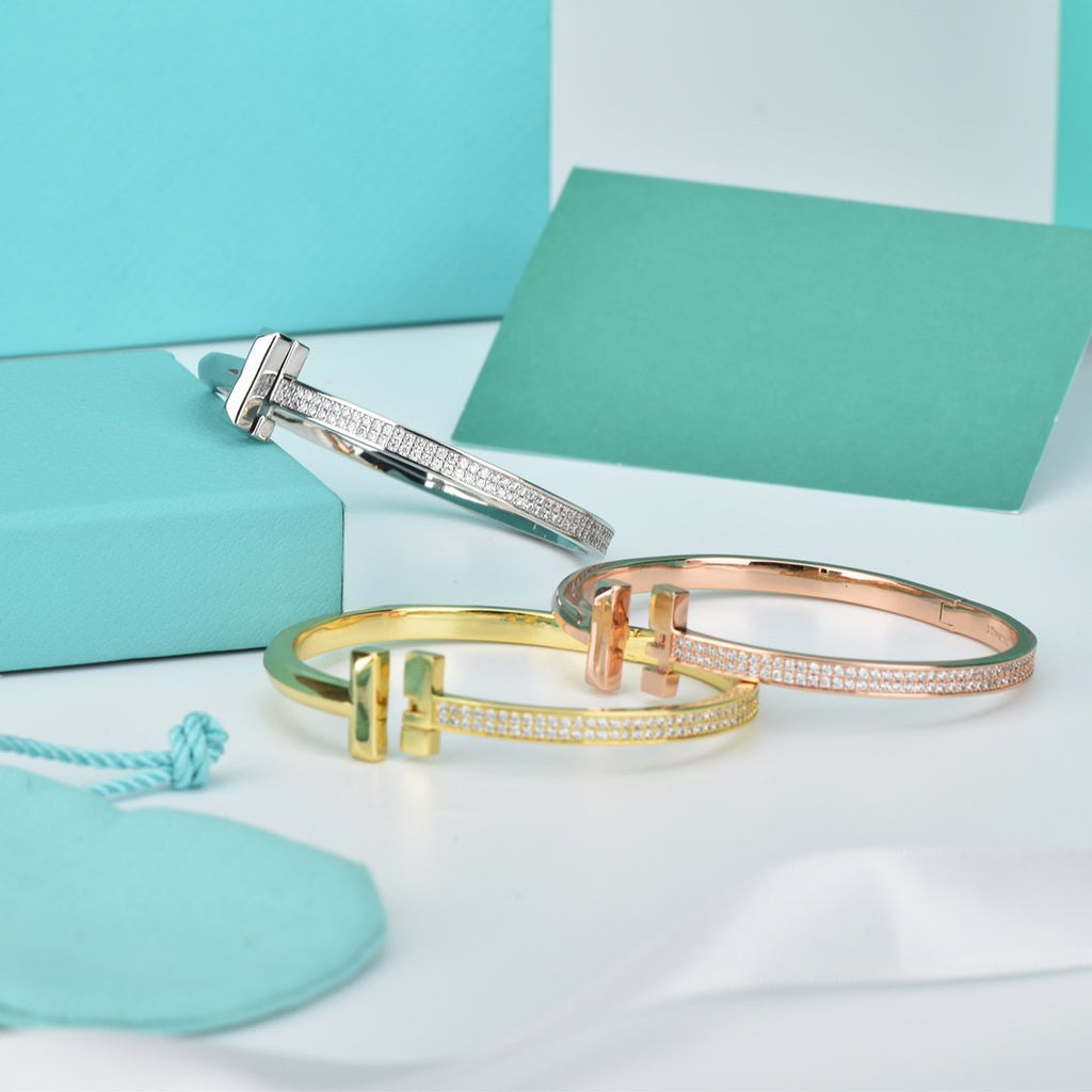 WIDE DIAMONDS HINGED BANGLE
