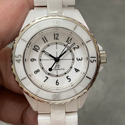 Collection image for: CHANEL WATCH