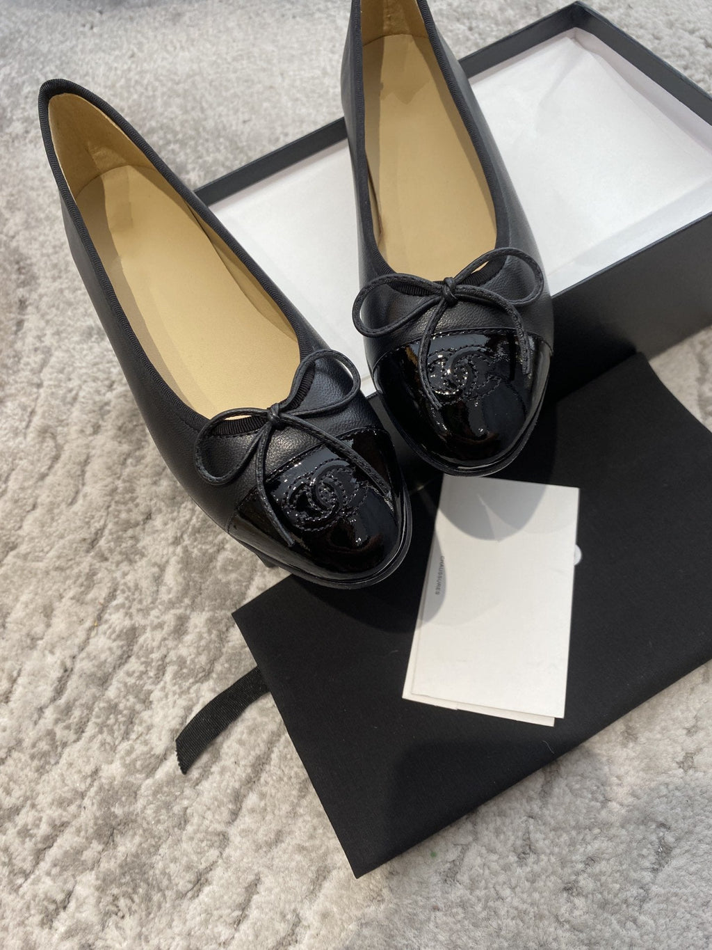 BALLET FLATS BLACK LAMBSKIN WITH BOW