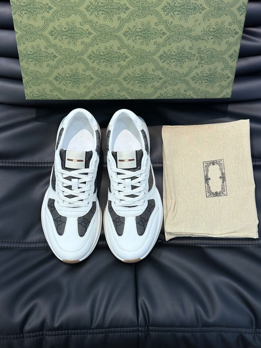GG RETRO RHYTON SNEAKERS SHOES BLACK WHITE