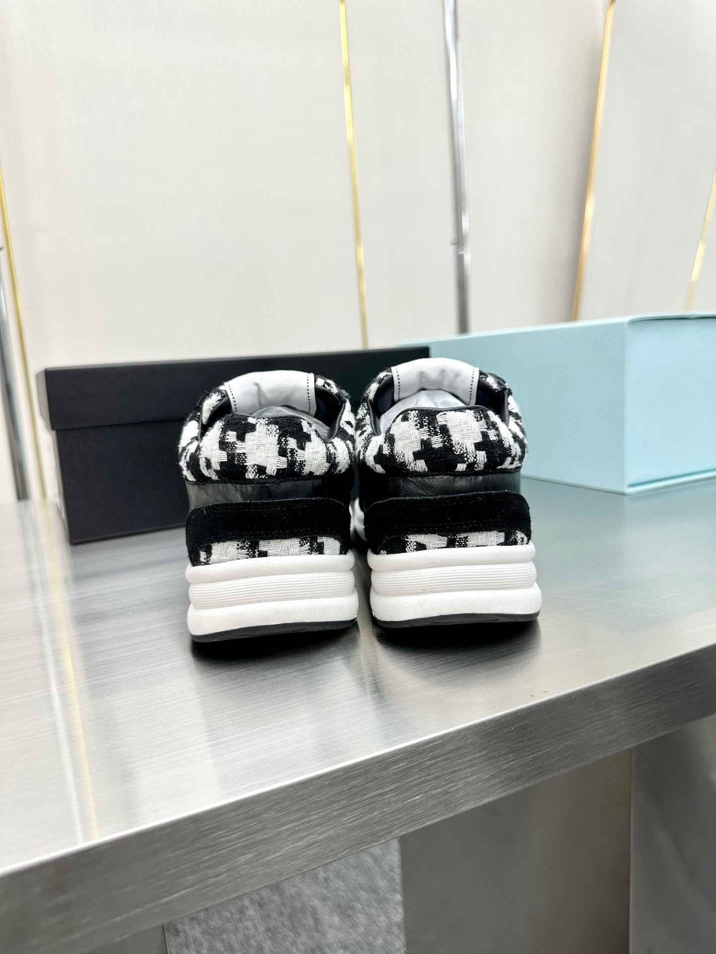 CC TRAINERS TWEED  BLACK WHITE CALFSKIN