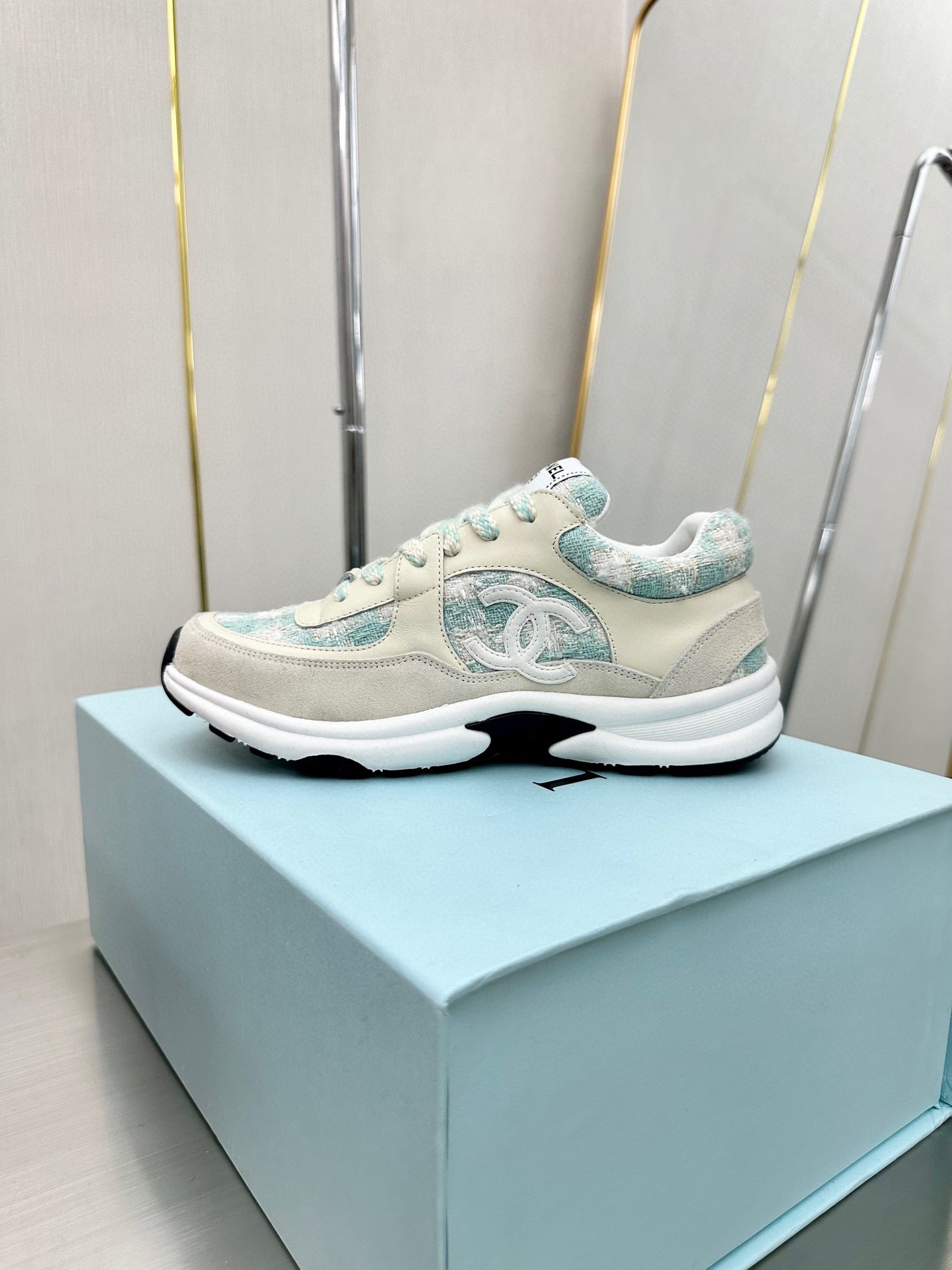 CC TRAINERS TWEED GREEN WHITE CALFSKIN