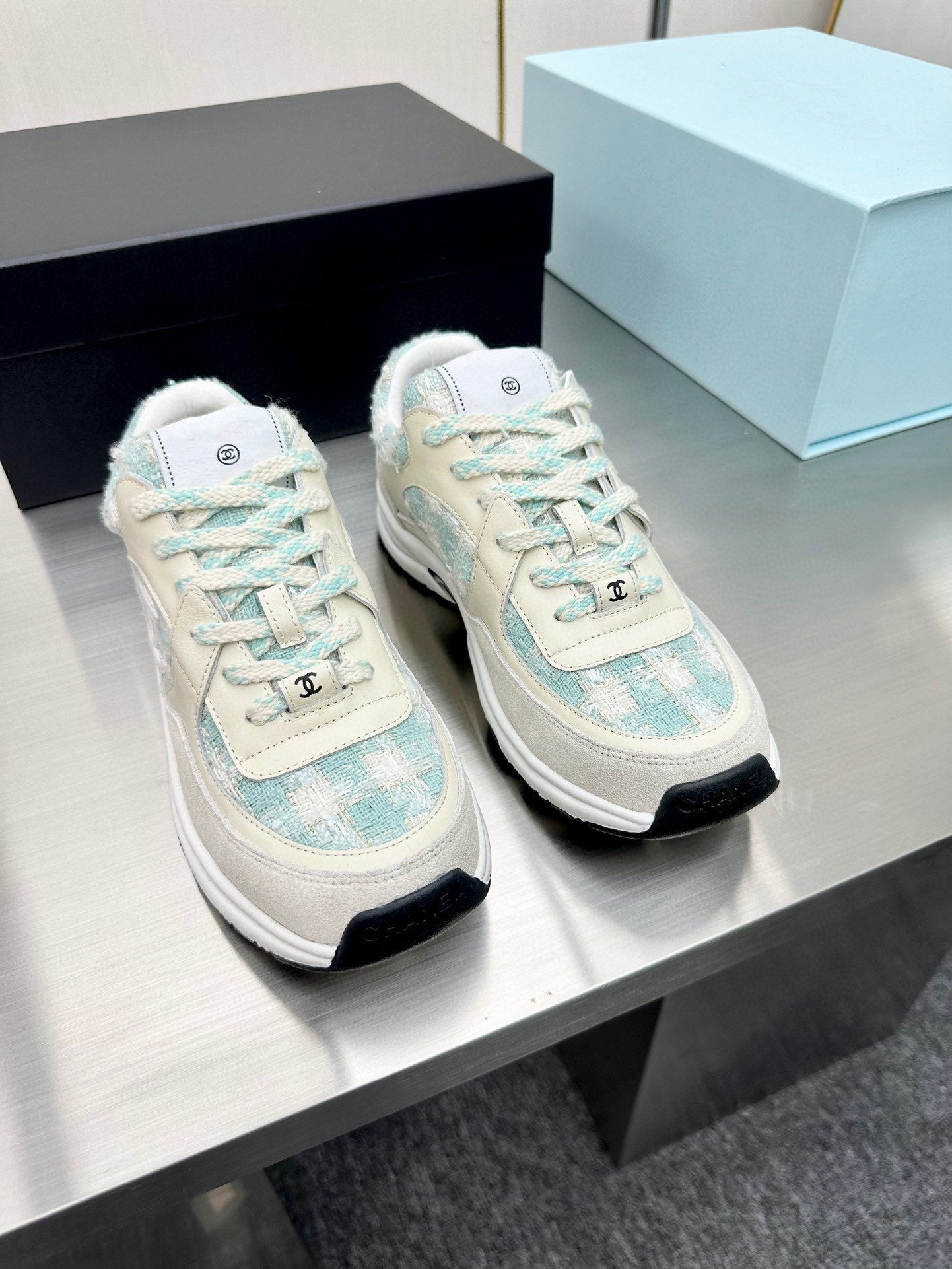 CC TRAINERS TWEED GREEN WHITE CALFSKIN