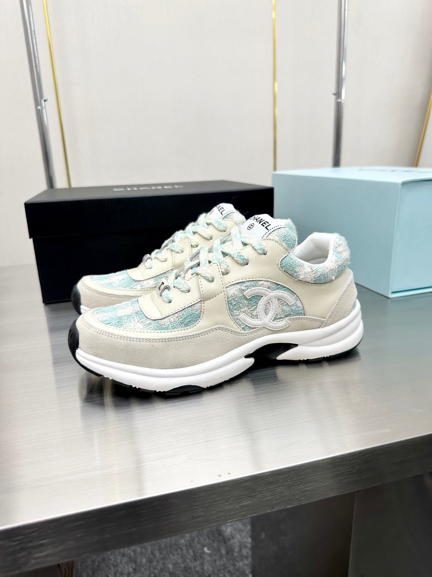 CC TRAINERS TWEED GREEN WHITE CALFSKIN