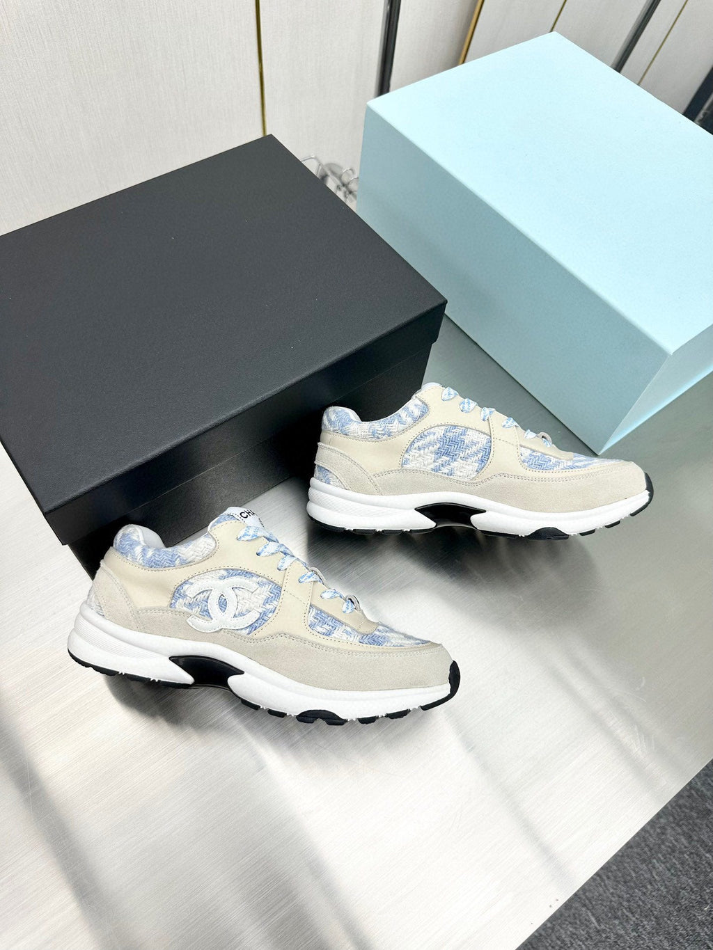 CC TRAINERS TWEED BLUE WHITE CALFSKIN