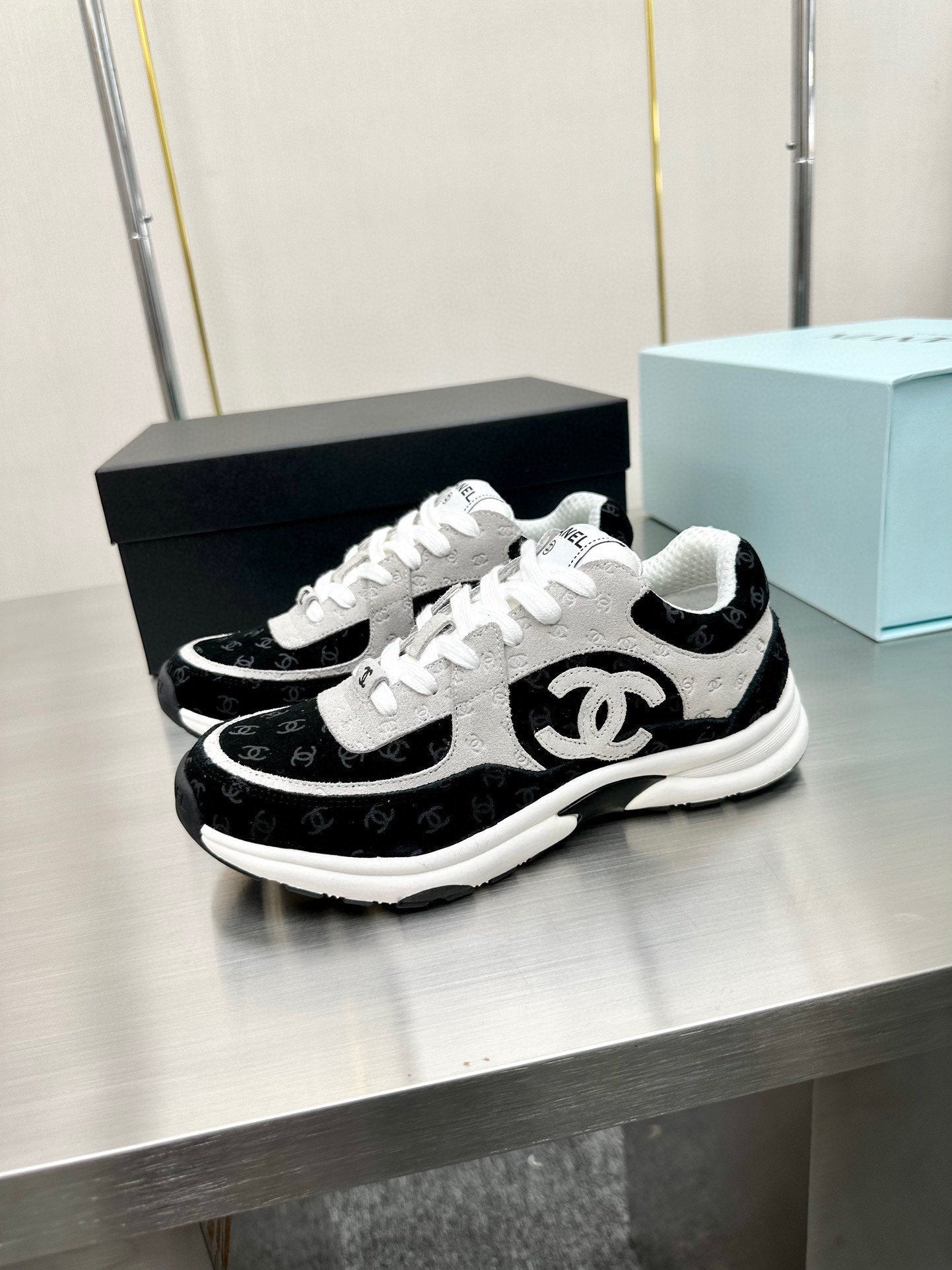 Copy of CC SNEAKER TRAINER WHITE BLACK
