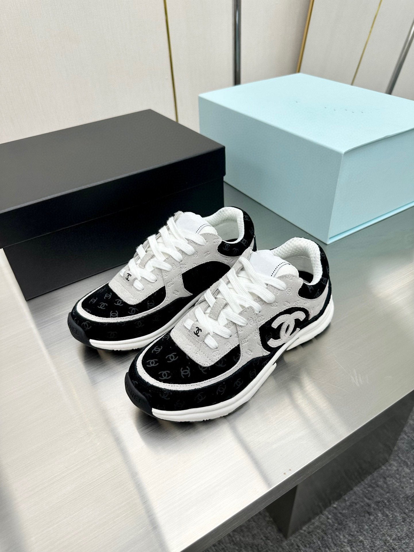 Copy of CC SNEAKER TRAINER WHITE BLACK