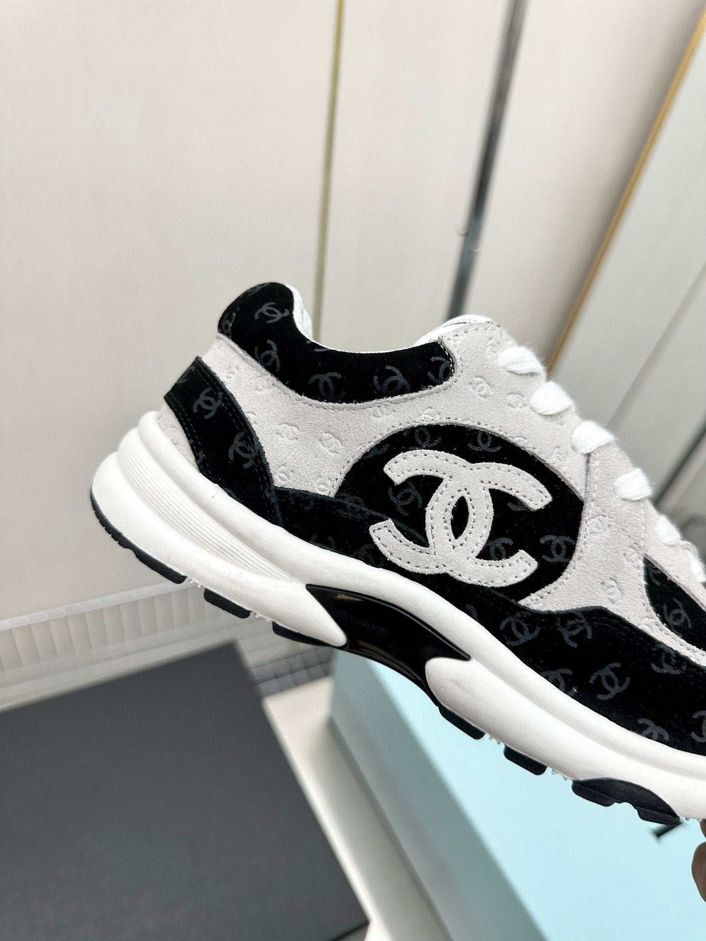 Copy of CC SNEAKER TRAINER WHITE BLACK