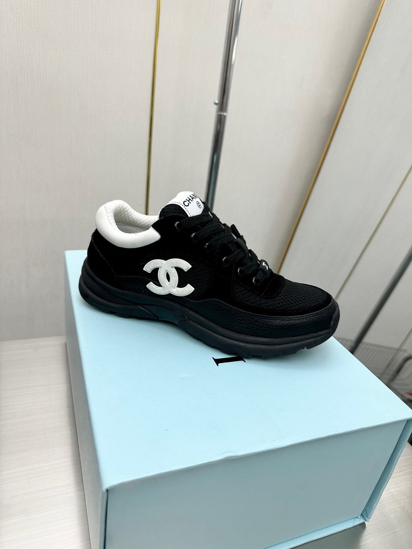 CC SNEAKER TRAINER BLACK