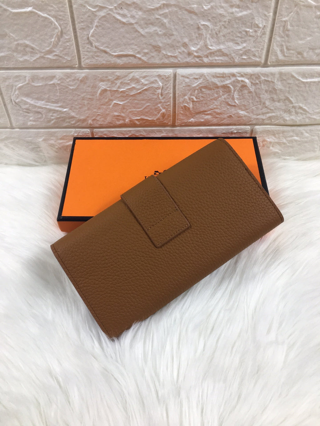 HM SNAP LOCK WALLET 19.5 SEPIA GRAINED CALFSKIN