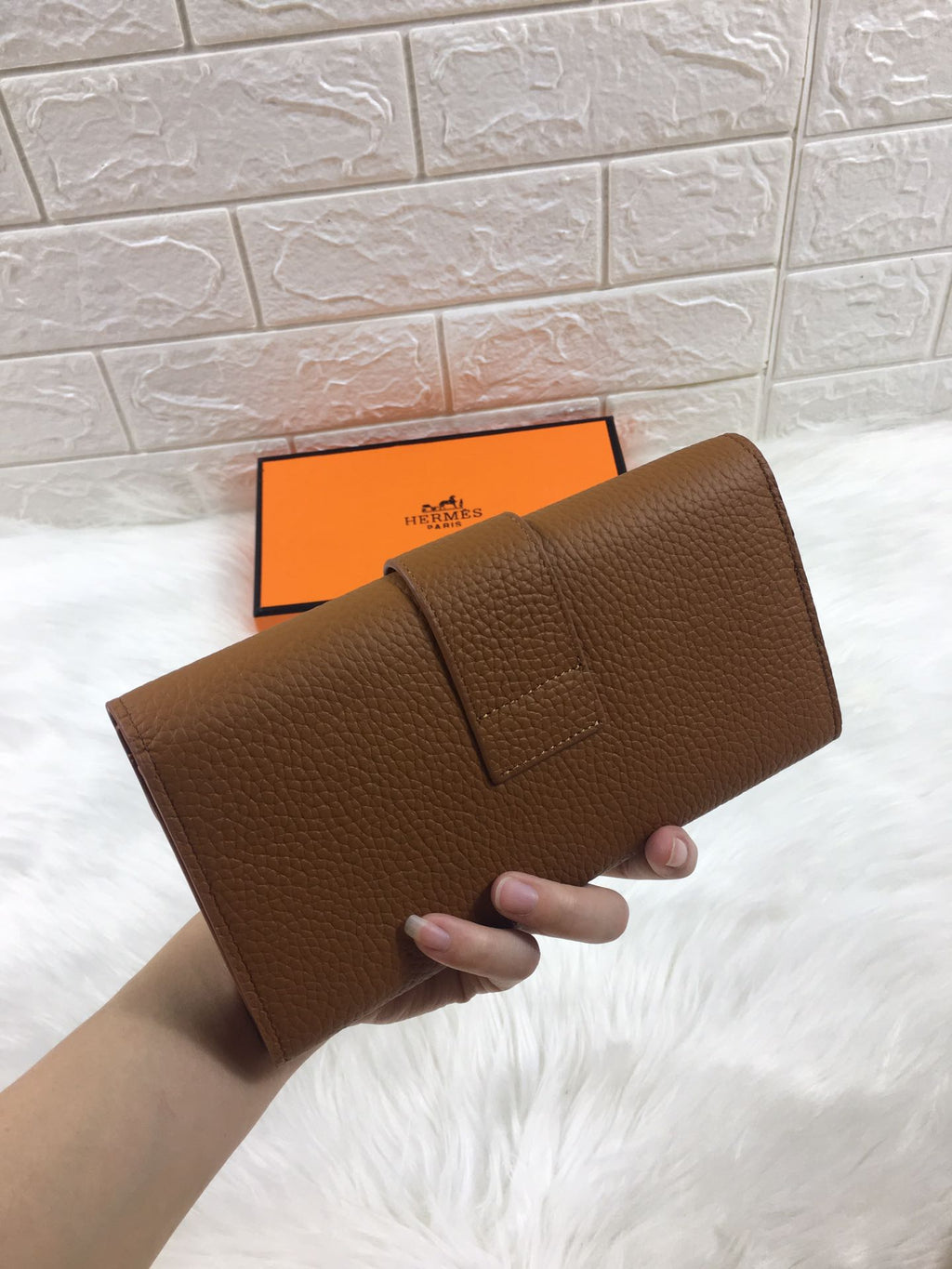 HM SNAP LOCK WALLET 19.5 SEPIA GRAINED CALFSKIN