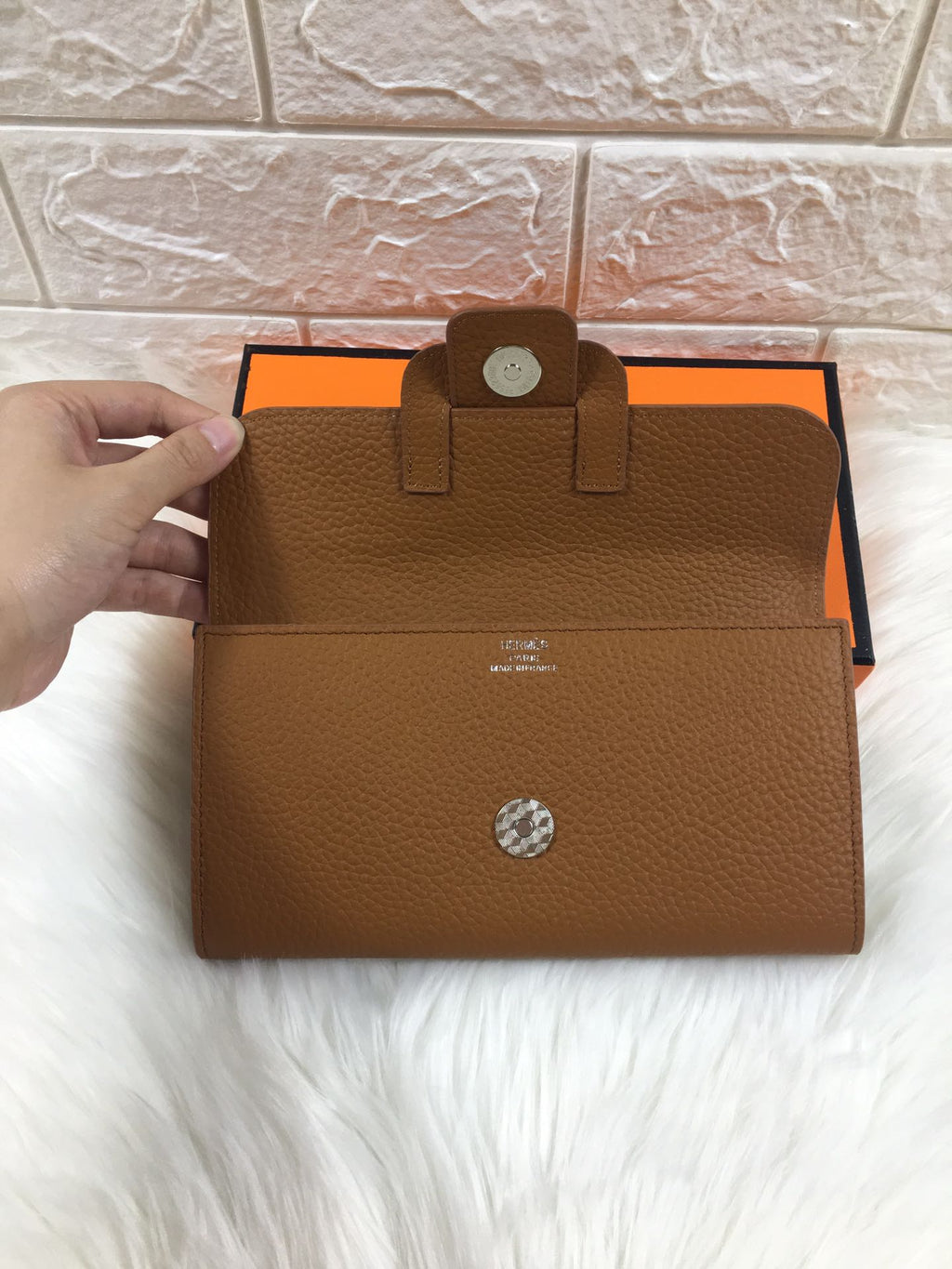 HM SNAP LOCK WALLET 19.5 SEPIA GRAINED CALFSKIN