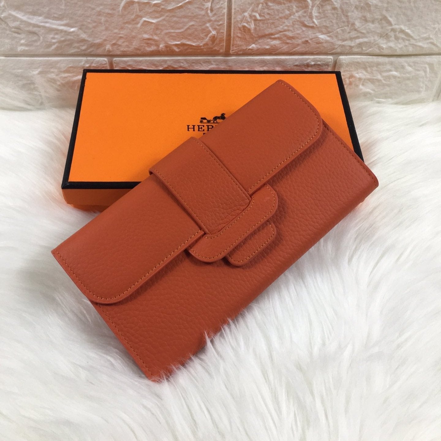 HM SNAP LOCK WALLET 19.5 ORANGE GRAINED CALFSKIN