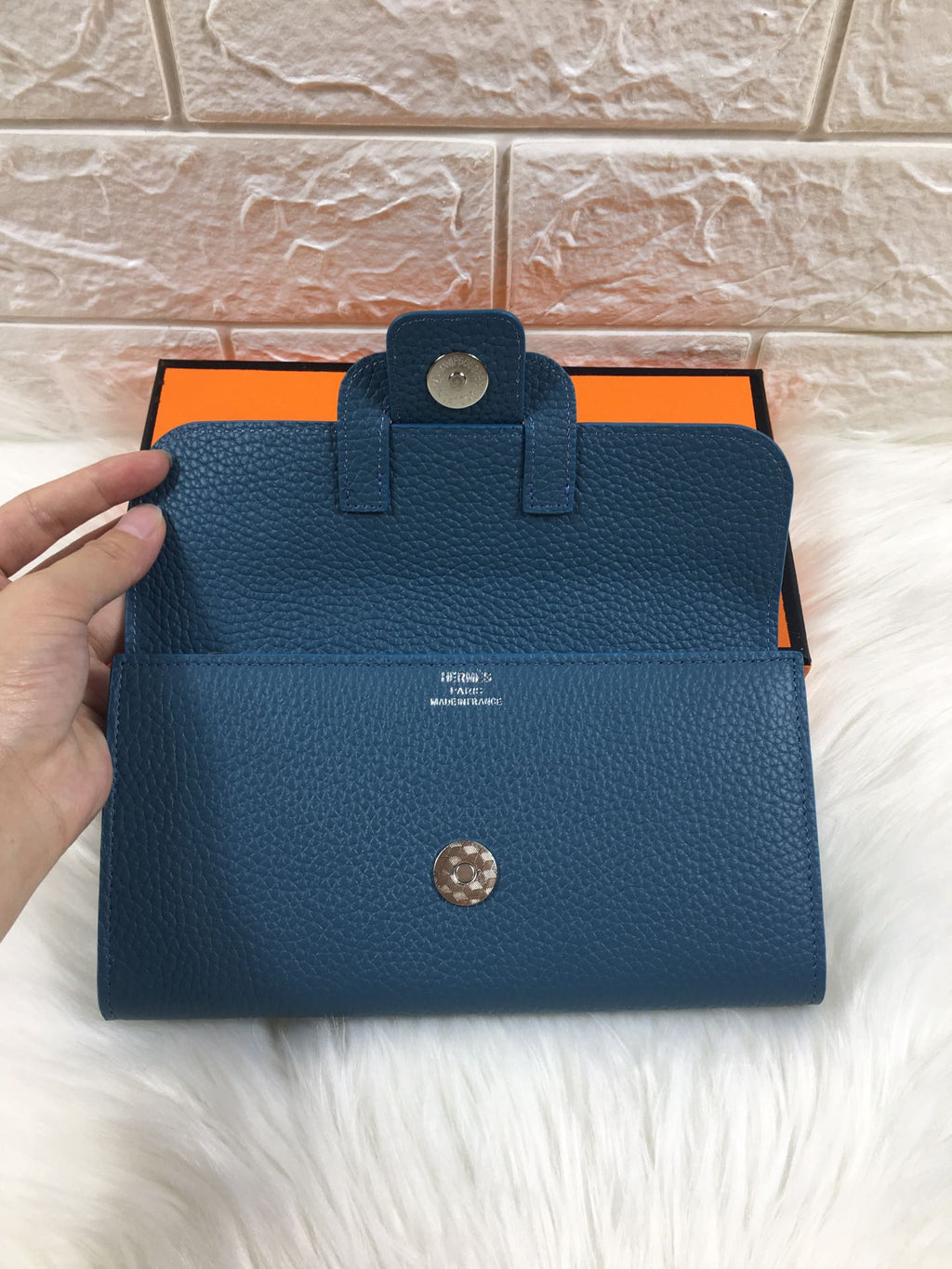 HM SNAP LOCK WALLET 19.5 AEGEAN GRAINED CALFSKIN