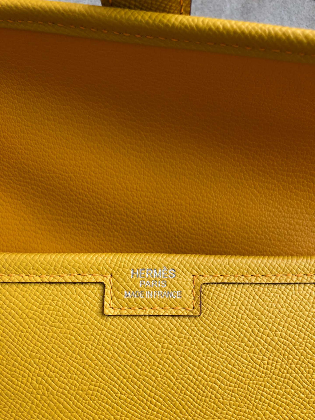 JIGE ELAN 29 CLUTCH IN MIMOSA YELLOW CALFSKIN