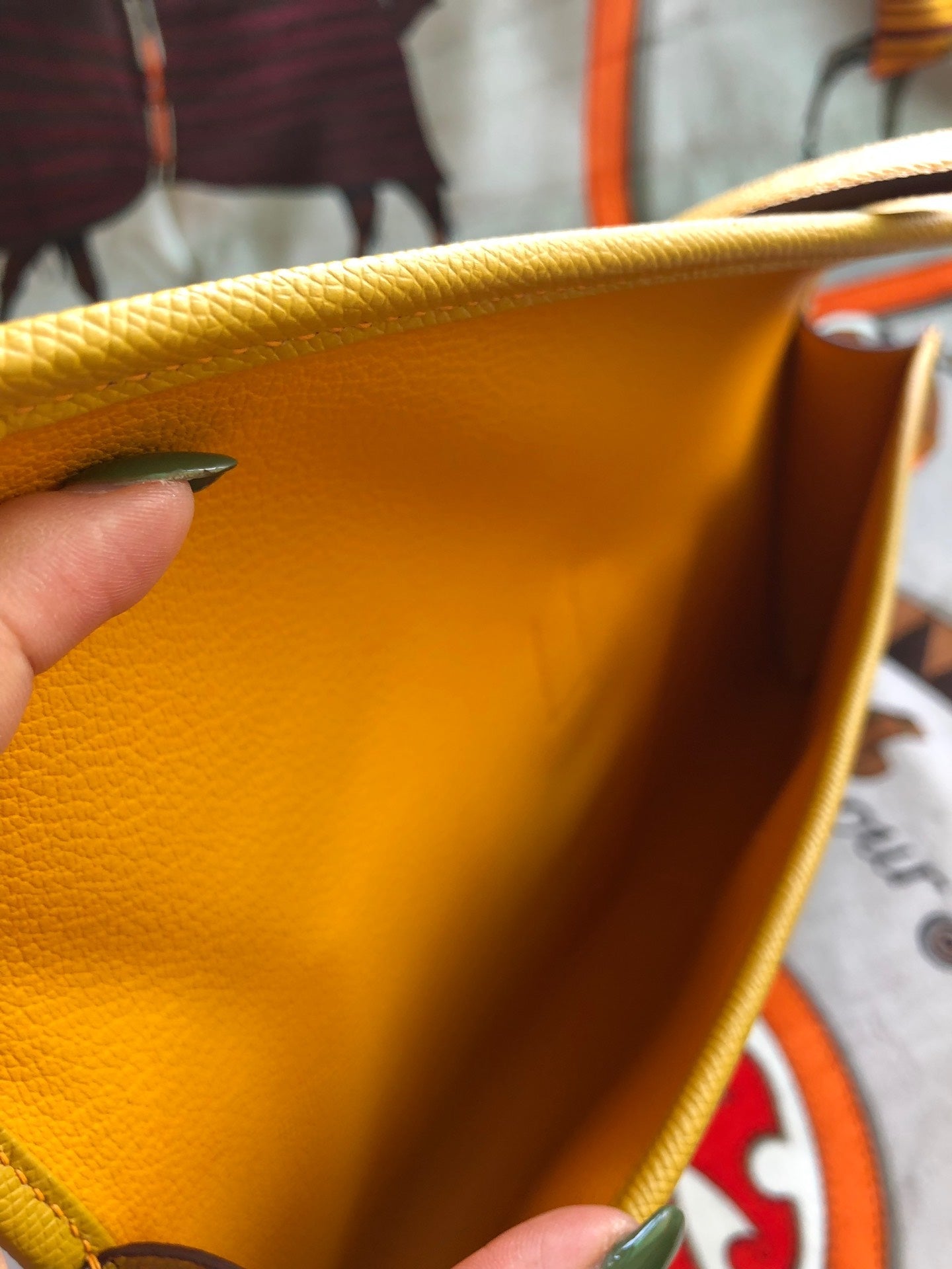 JIGE ELAN 29 CLUTCH IN MIMOSA YELLOW CALFSKIN