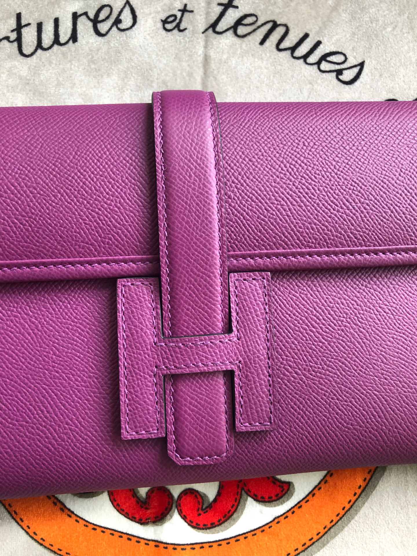 JIGE ELAN 29 CLUTCH IN MAGENTA PURPLE CALFSKIN