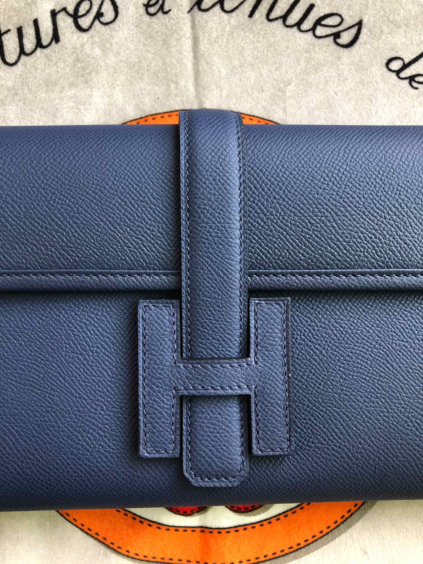 JIGE ELAN 29 CLUTCH IN SPACE BLUE CALFSKIN