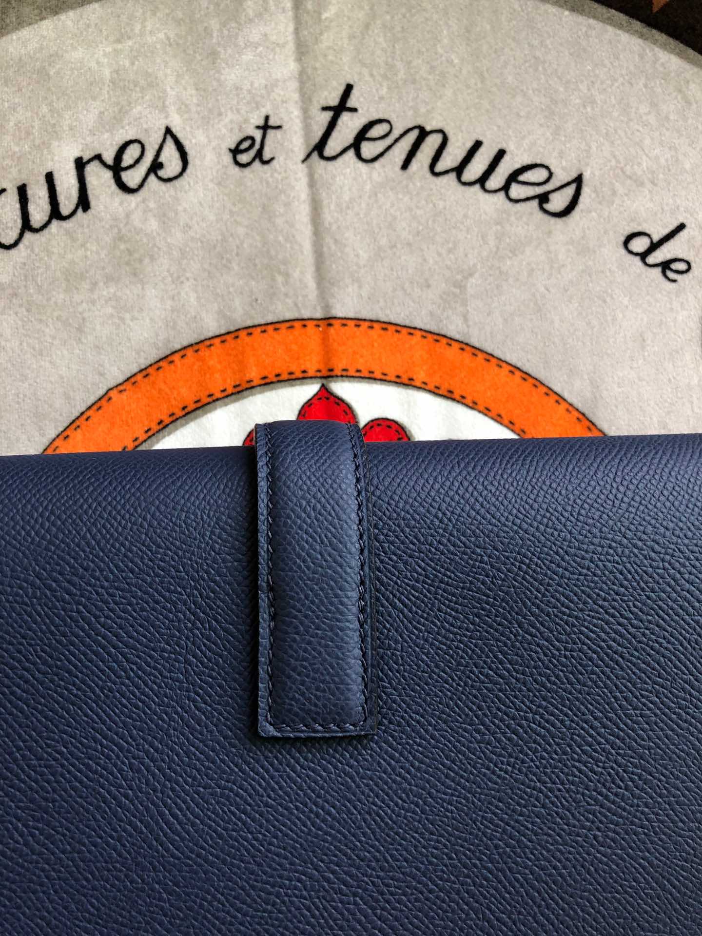 JIGE ELAN 29 CLUTCH IN SPACE BLUE CALFSKIN