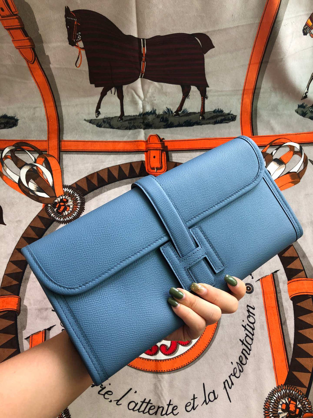 JIGE ELAN 29 CLUTCH IN AZURE BLUE CALFSKIN