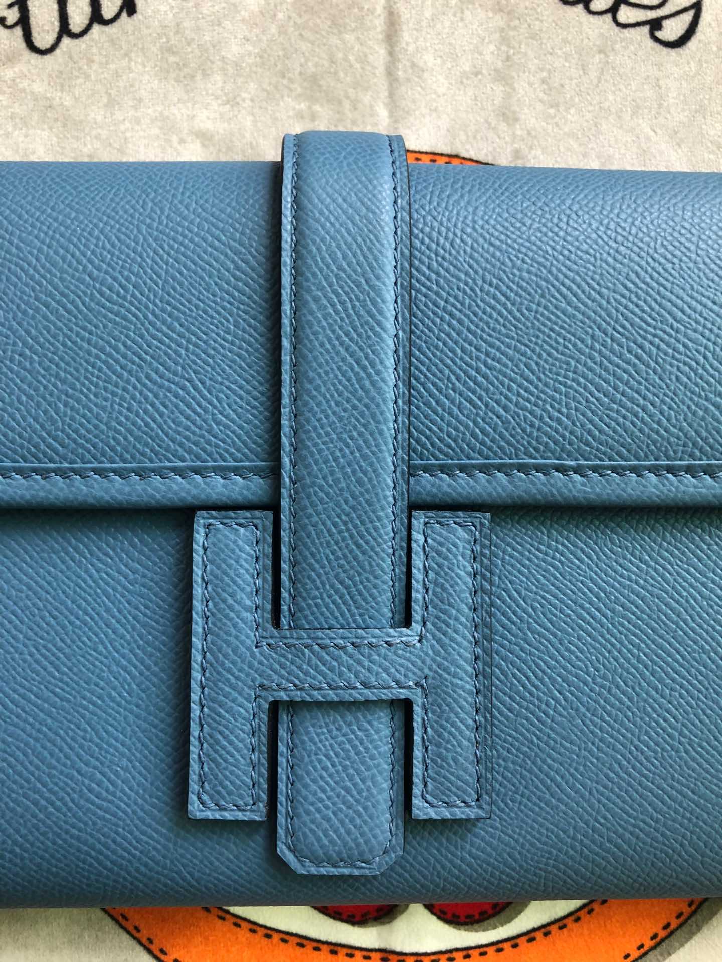 JIGE ELAN 29 CLUTCH IN AZURE BLUE CALFSKIN