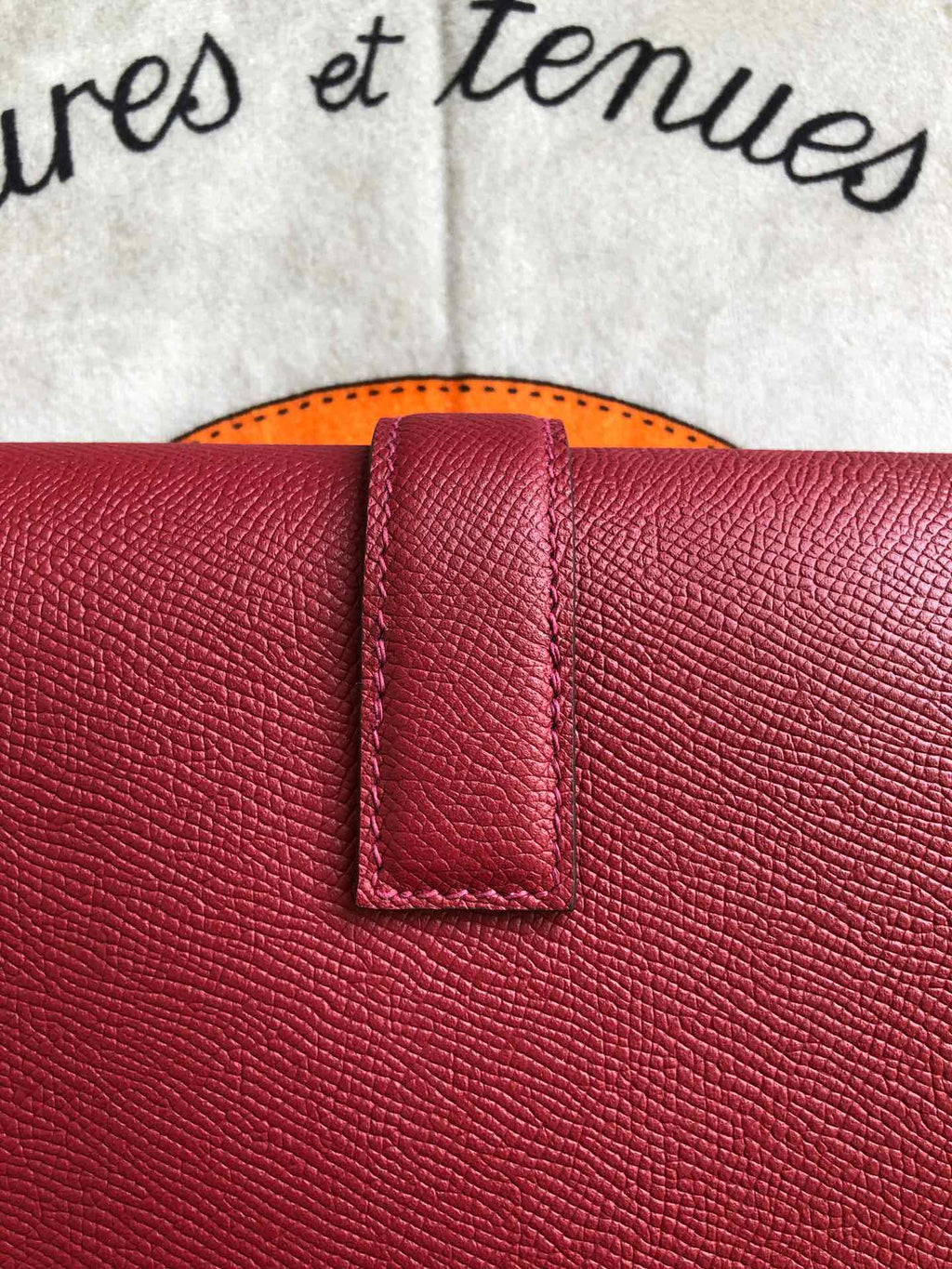 JIGE ELAN 29 CLUTCH IN BERRY RED CALFSKIN