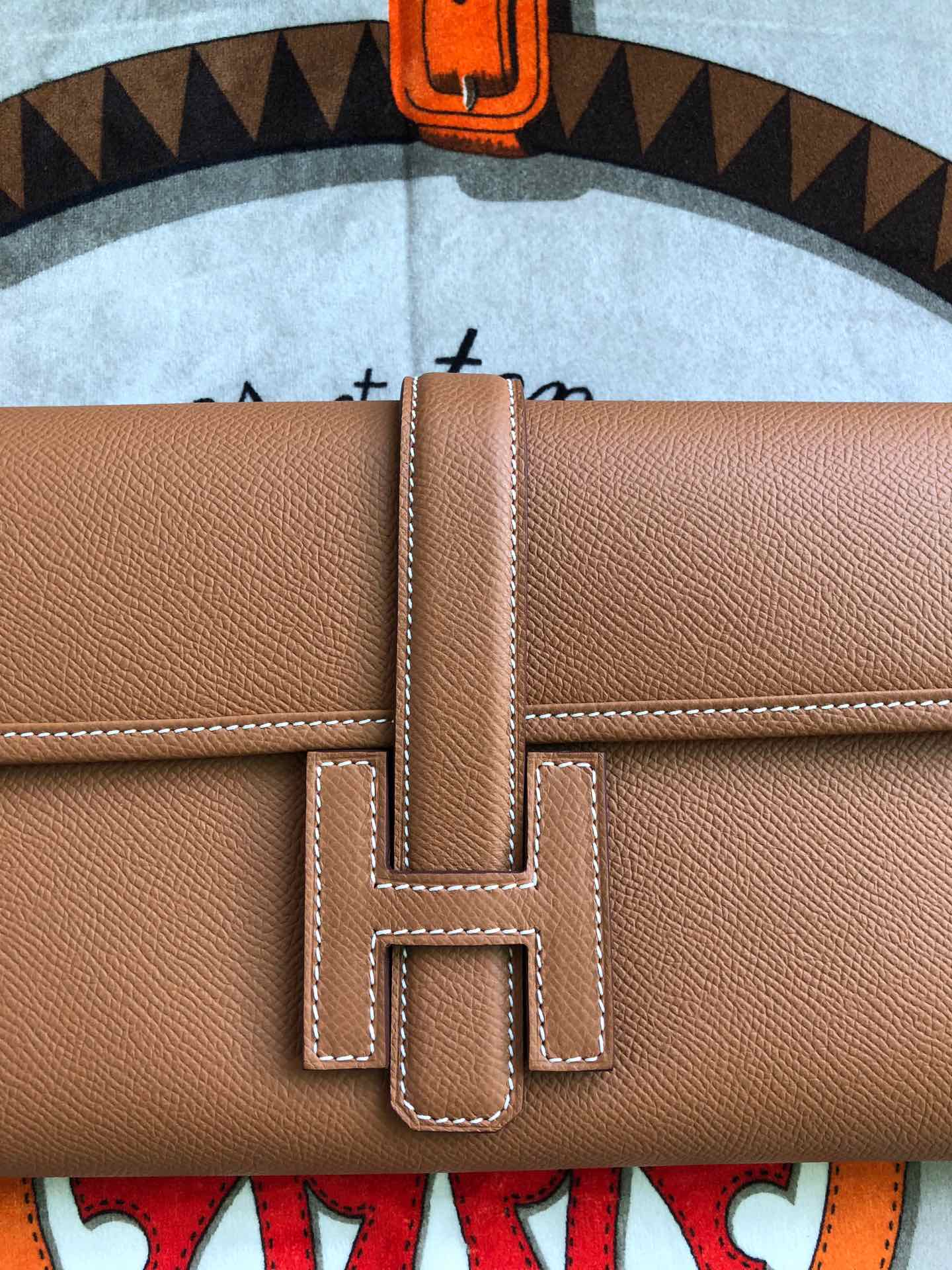 JIGE ELAN 29 CLUTCH IN BRONZE BROWN CALFSKIN
