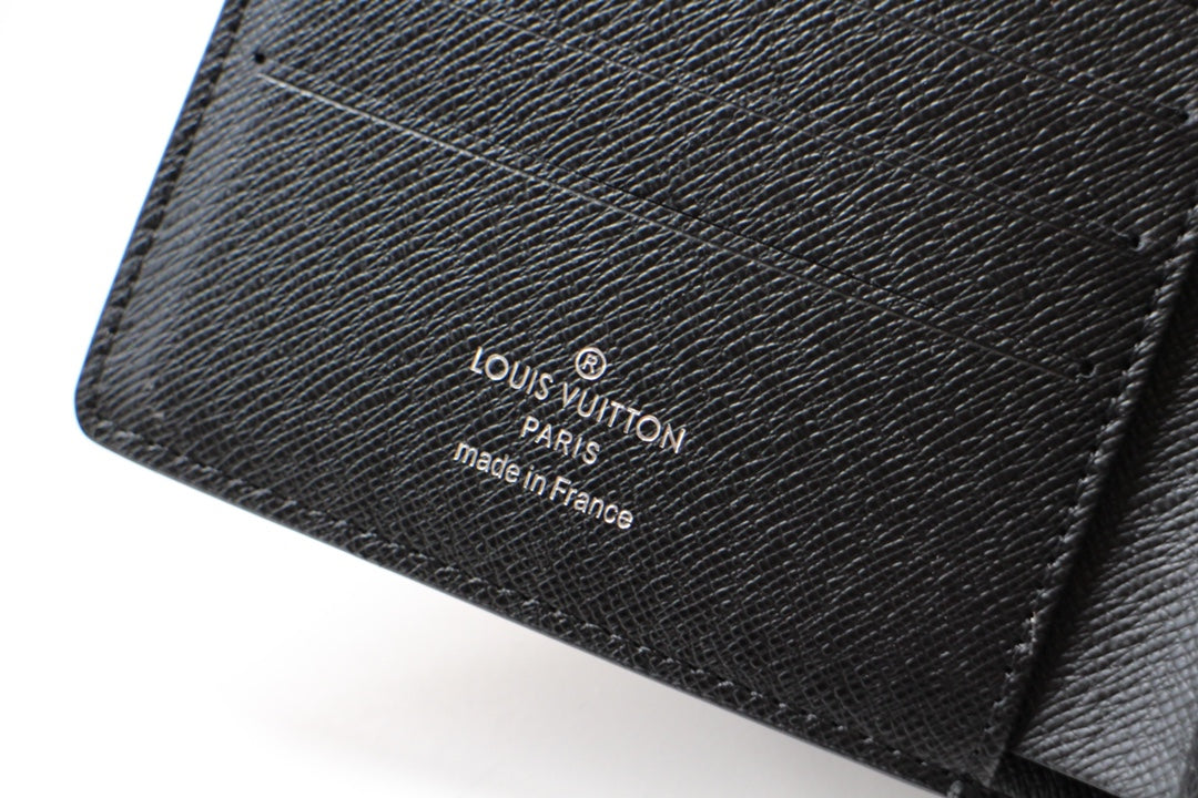 LV 25S MULTIPLE WALLET IN MONOGRAM ECLIPSE COATED CALFSKIN