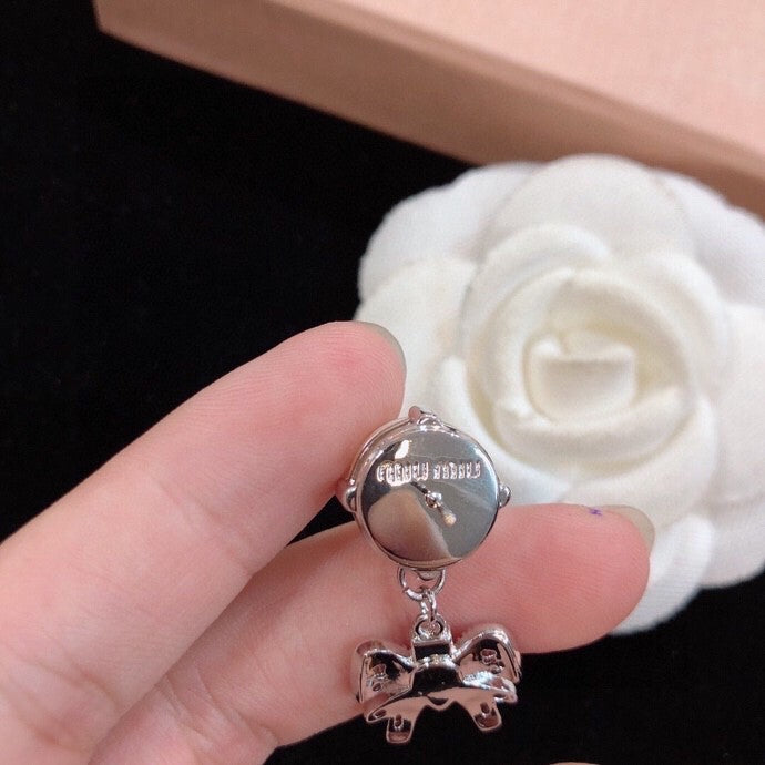 MIUMIU 26S PEARL BOW DROP EARRINGS WITH CRYSTALS IN SILVER TONE METAL 633769