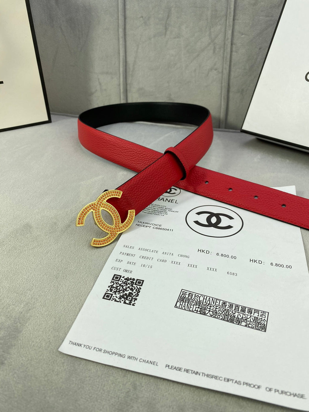 CC 26S BELT 30 MM IN RED CALFSKIN STONE EMBELLISHED GOLD TONE 661123