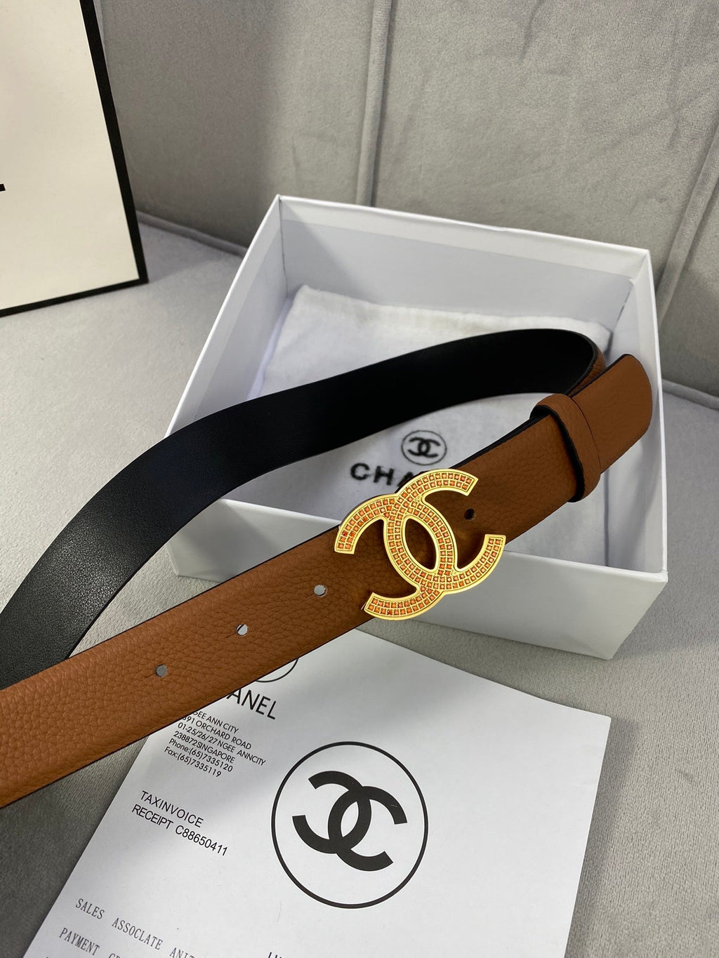 CC 26S BELT 30 MM IN TAN CALFSKIN STONE EMBELLISHED GOLD TONE 661124