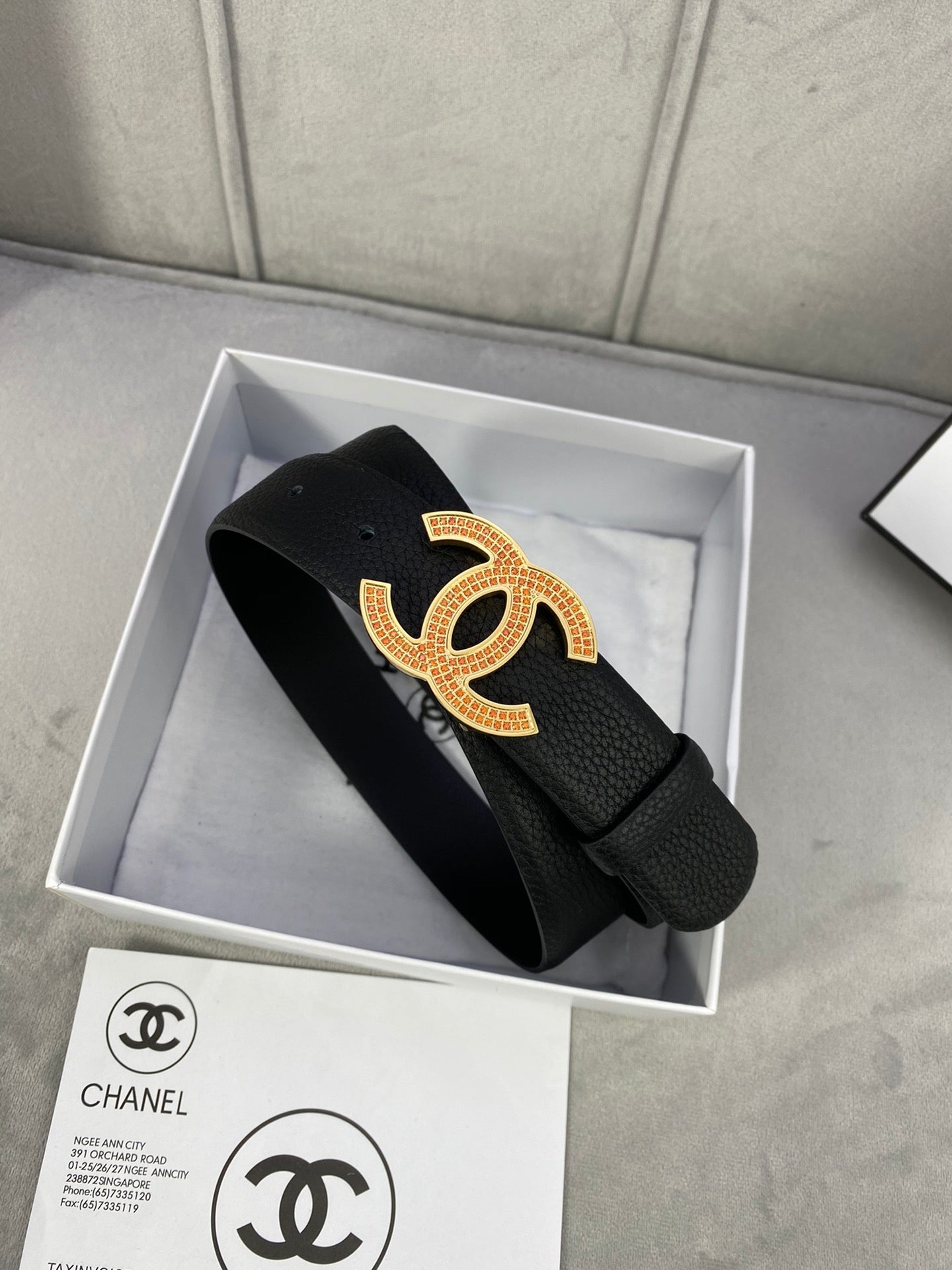 CC 26S BELT 30 MM IN BLACK CALFSKIN STONE EMBELLISHED GOLD TONE 661126