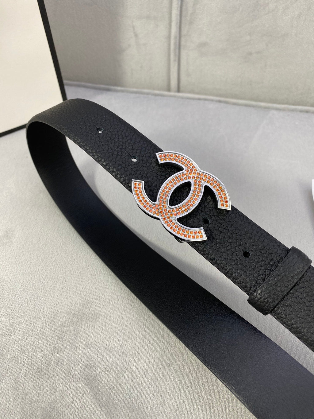 CC 26S BELT 30 MM IN BLACK CALFSKIN STONE EMBELLISHED SILVER TONE 661126