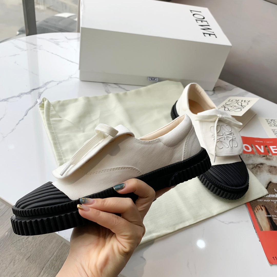 LOEWE 26S ANAGRAM FLAP SNEAKERS IN WHITE CANVAS