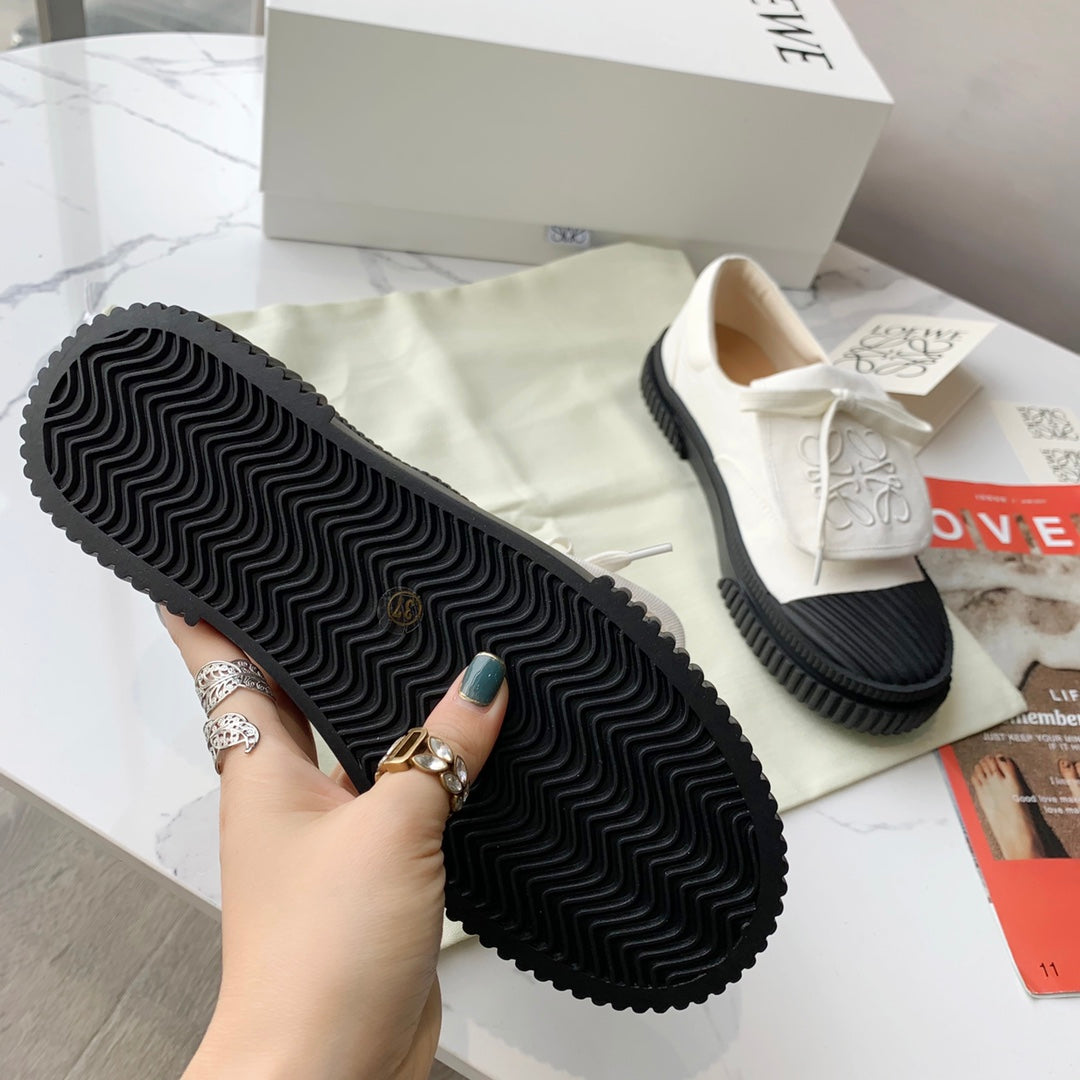 LOEWE 26S ANAGRAM FLAP SNEAKERS IN WHITE CANVAS