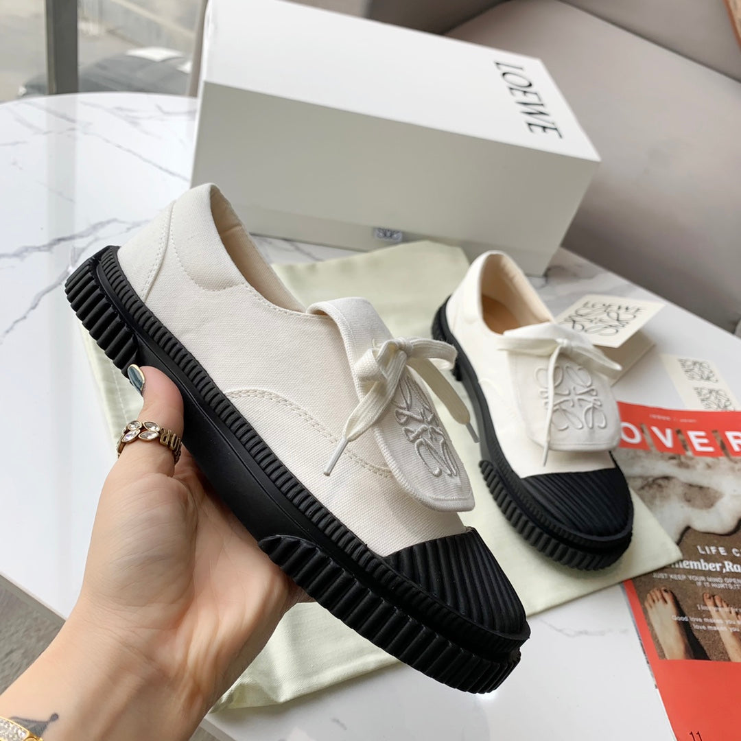 LOEWE 26S ANAGRAM FLAP SNEAKERS IN WHITE CANVAS