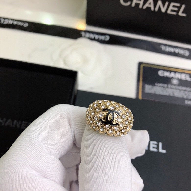 CHANEL 26S DOUBLE C LOGO FULL PAVE CRYSTAL DOME RING IN GOLD METAL 633217