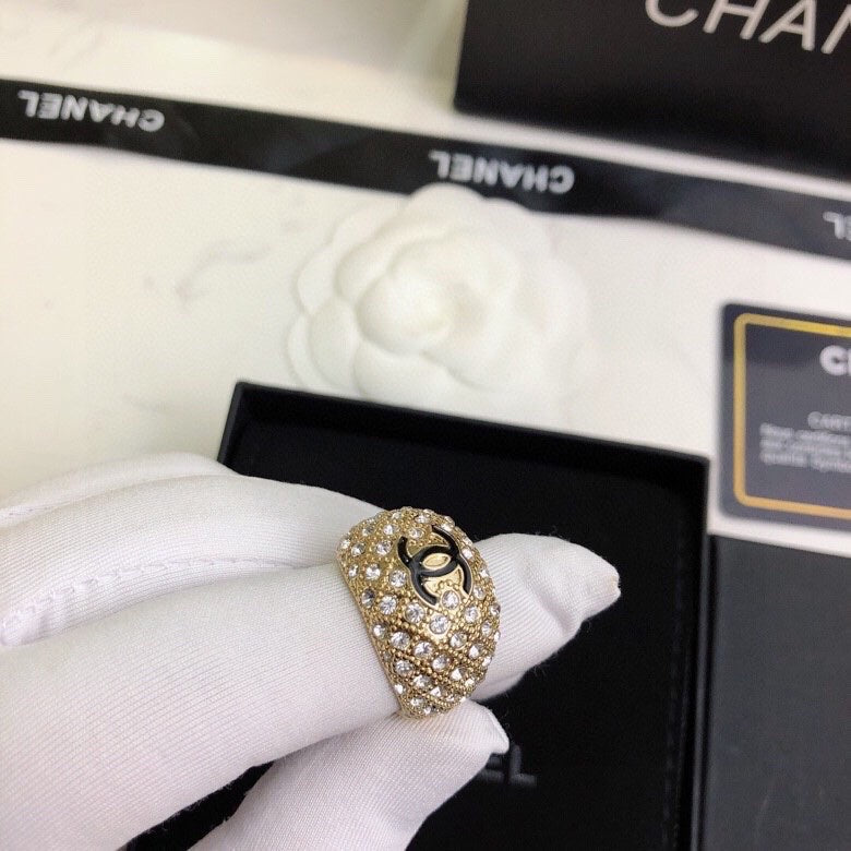 CHANEL 26S DOUBLE C LOGO FULL PAVE CRYSTAL DOME RING IN GOLD METAL 633217