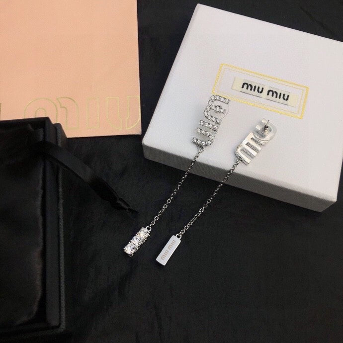 MIUMIU 26S CRYSTAL LOGO CHAIN DROP EARRINGS IN SILVER TONE METAL 620413