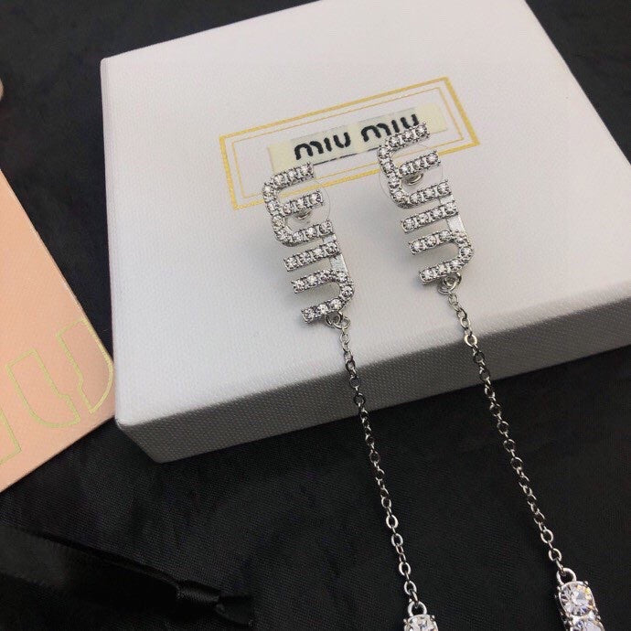 MIUMIU 26S CRYSTAL LOGO CHAIN DROP EARRINGS IN SILVER TONE METAL 620413