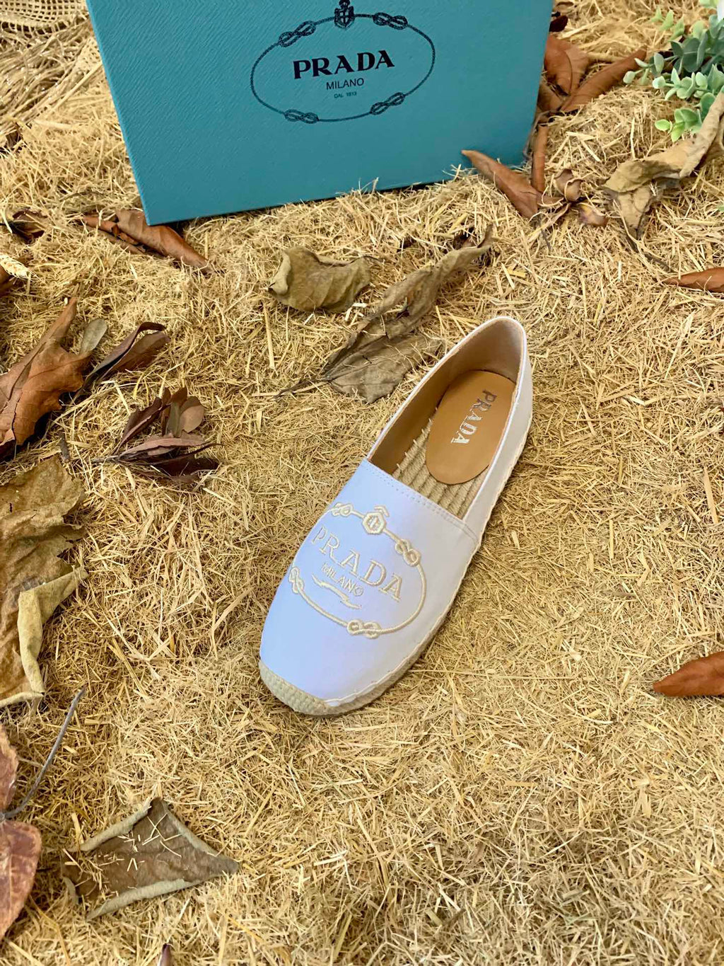 PRADA 26S ESPADRILLE FLATS IN WHITE CANVAS EMBROIDERED LOGO