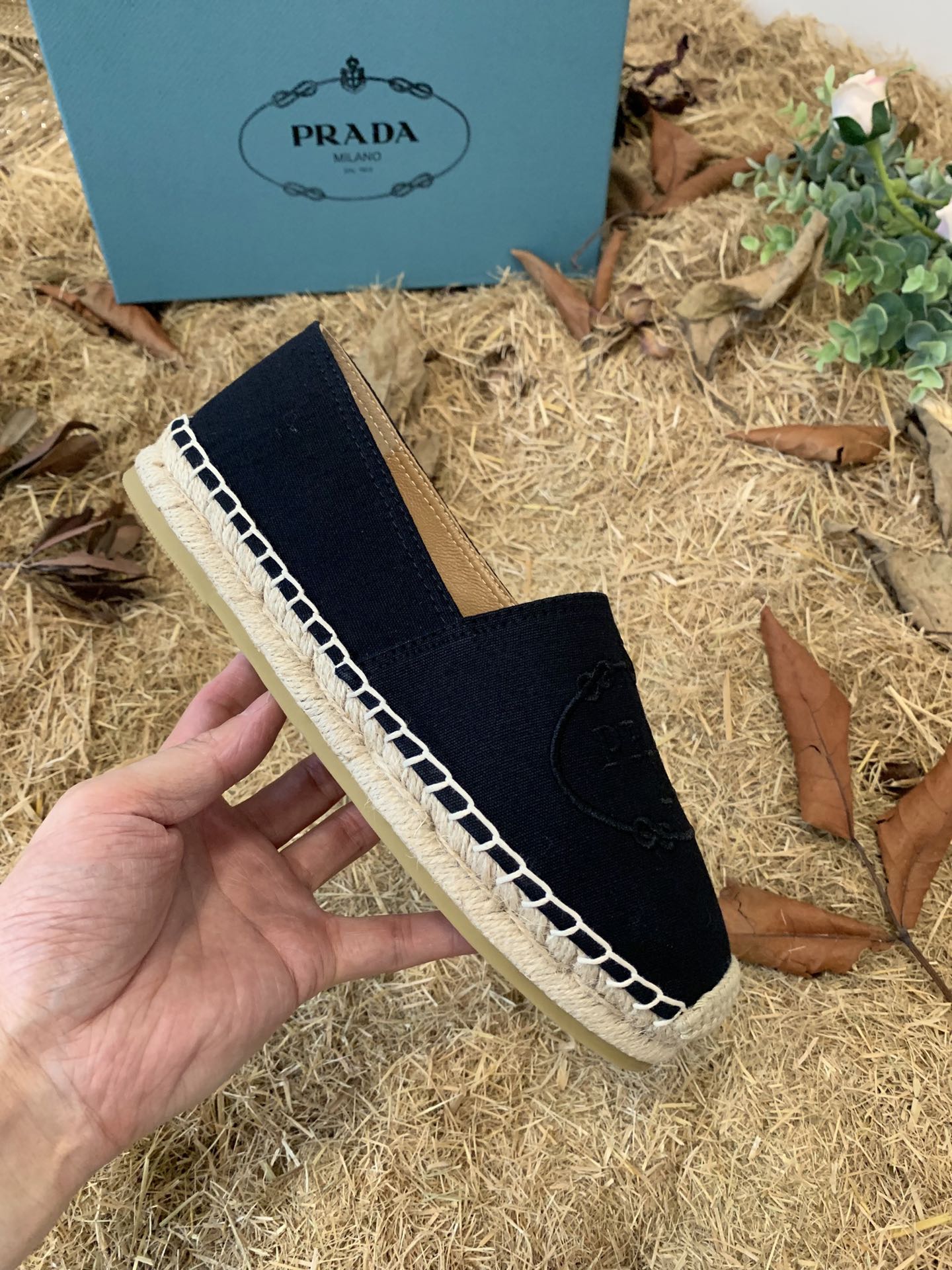 PRADA 26S ESPADRILLE FLATS IN BLACK CANVAS EMBROIDERED LOGO