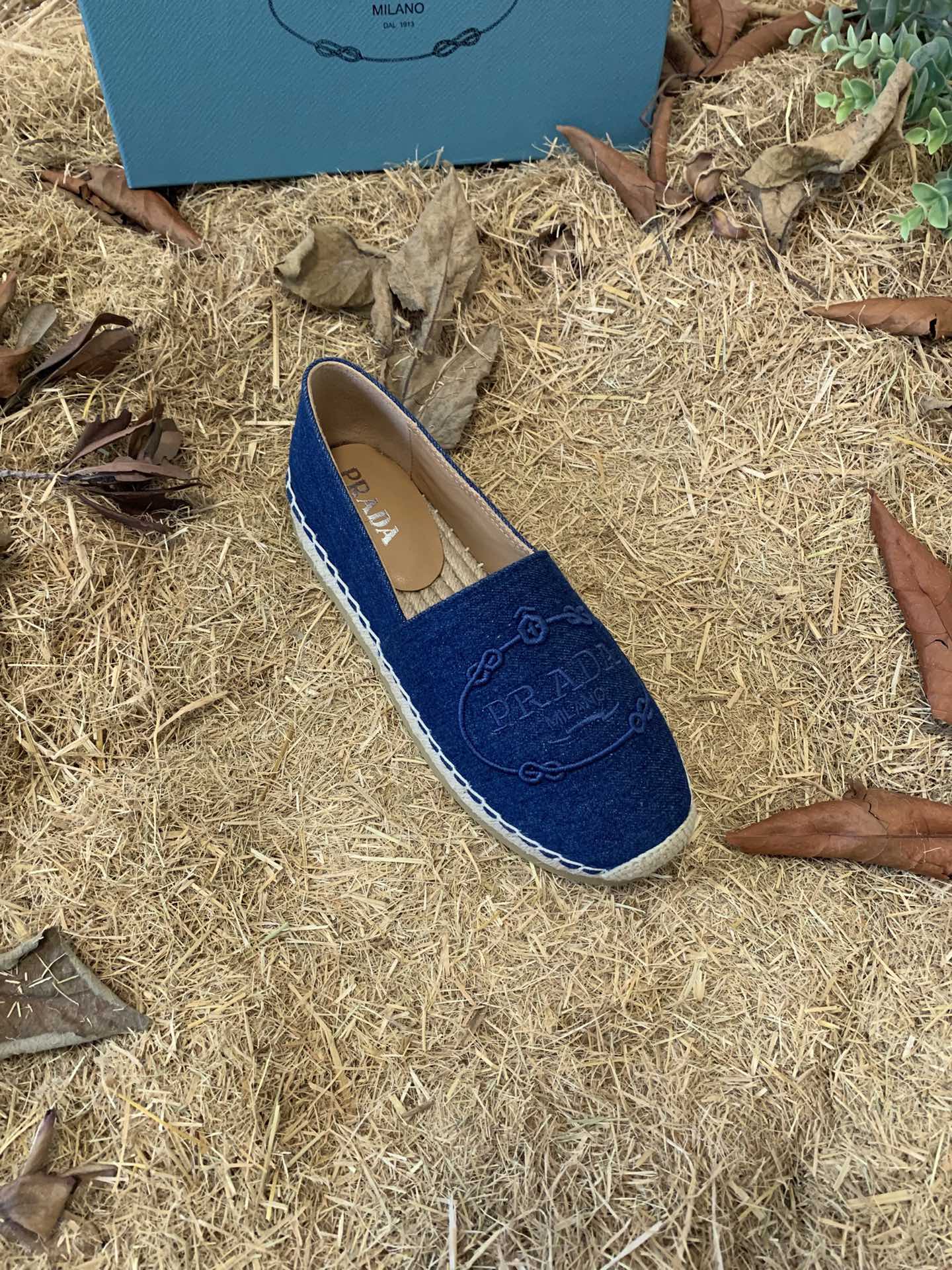PRADA 26S ESPADRILLE FLATS IN BLUE DENIM EMBROIDERED LOGO
