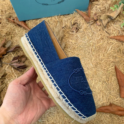 PRADA 26S ESPADRILLE FLATS IN BLUE DENIM EMBROIDERED LOGO