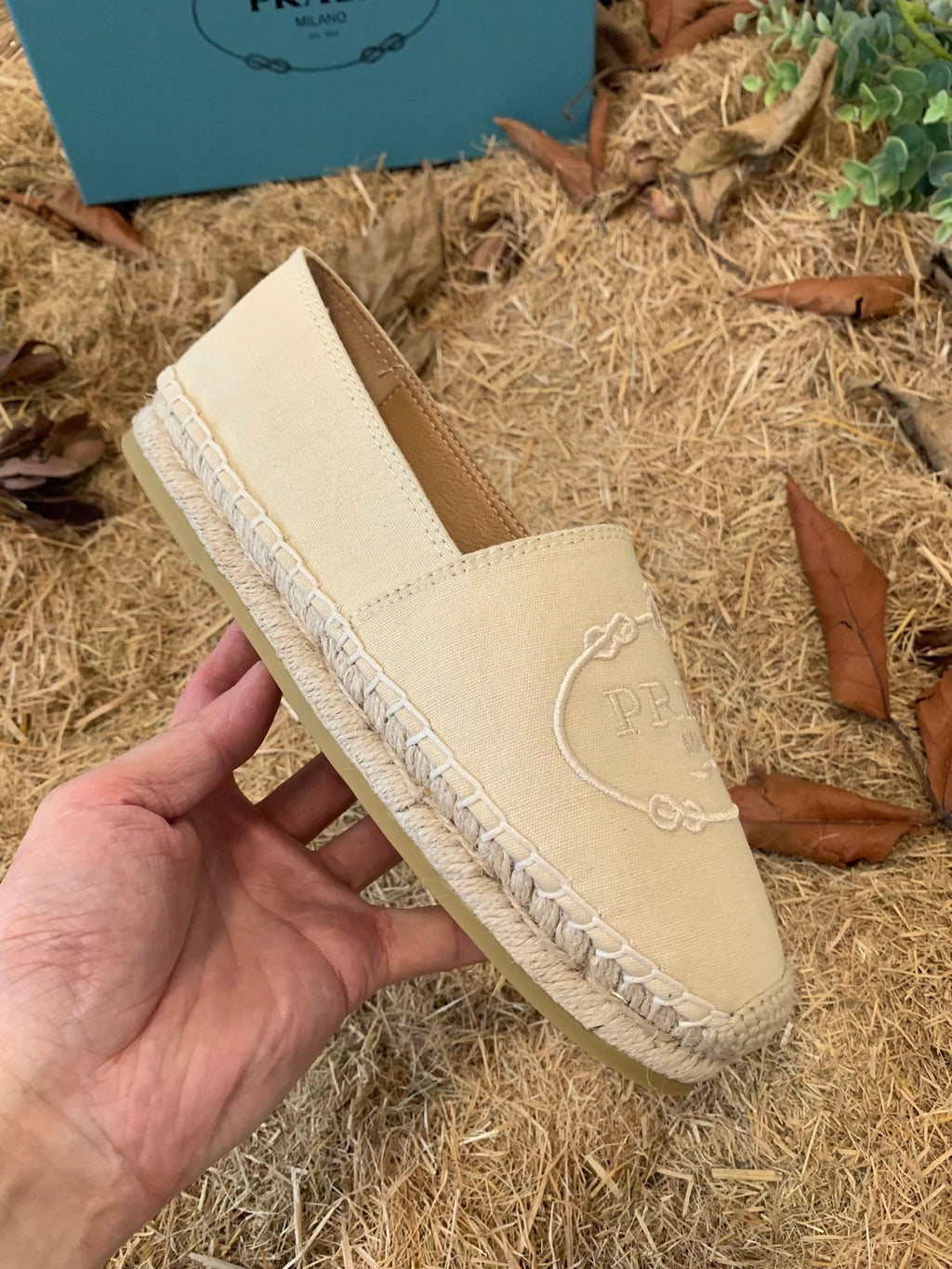 PRADA 26S ESPADRILLE FLATS IN LIGHT BEIGE CANVAS EMBROIDERED LOGO