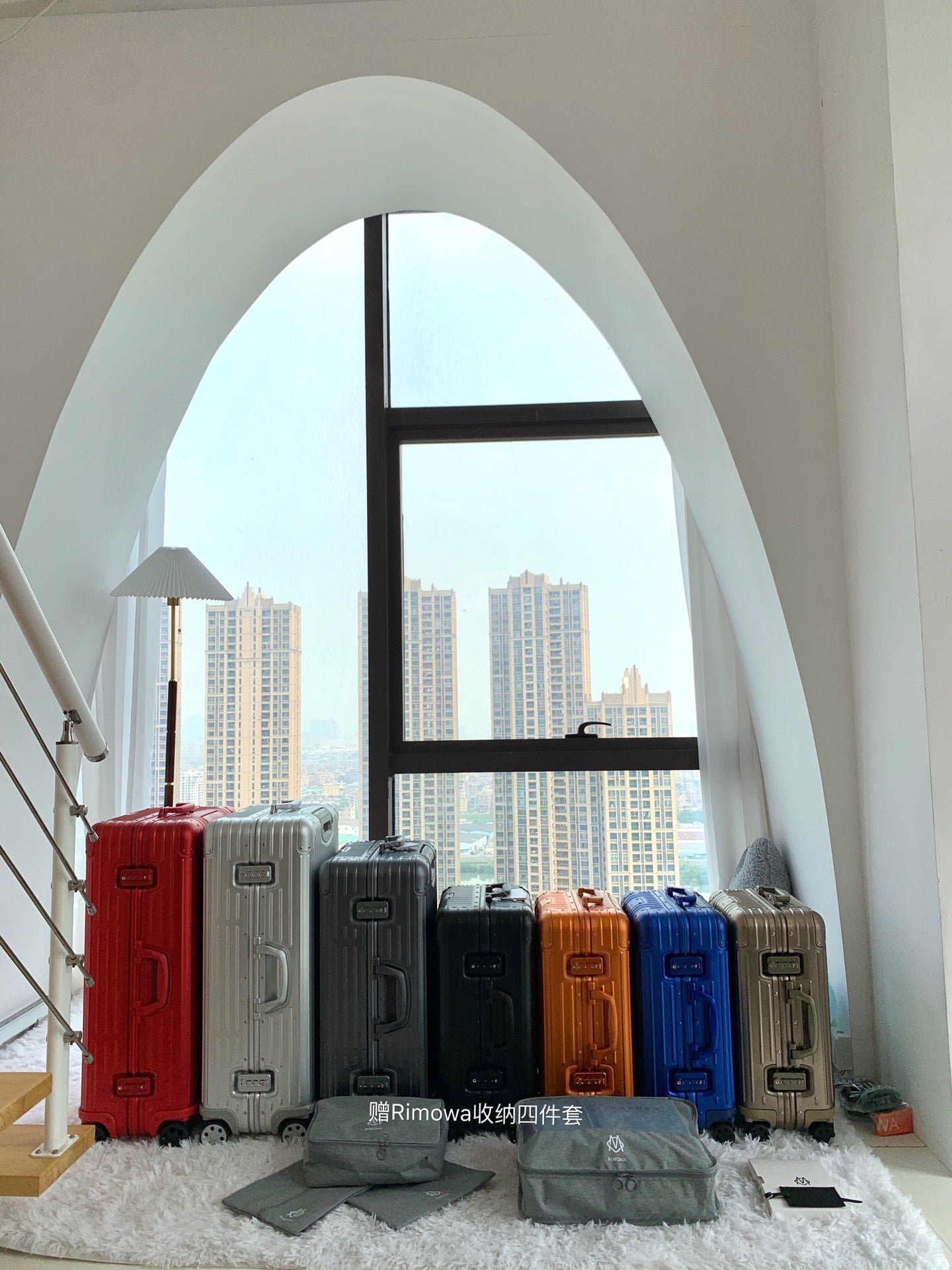 RIMOWA LUGGAGE IN SILVER 859642