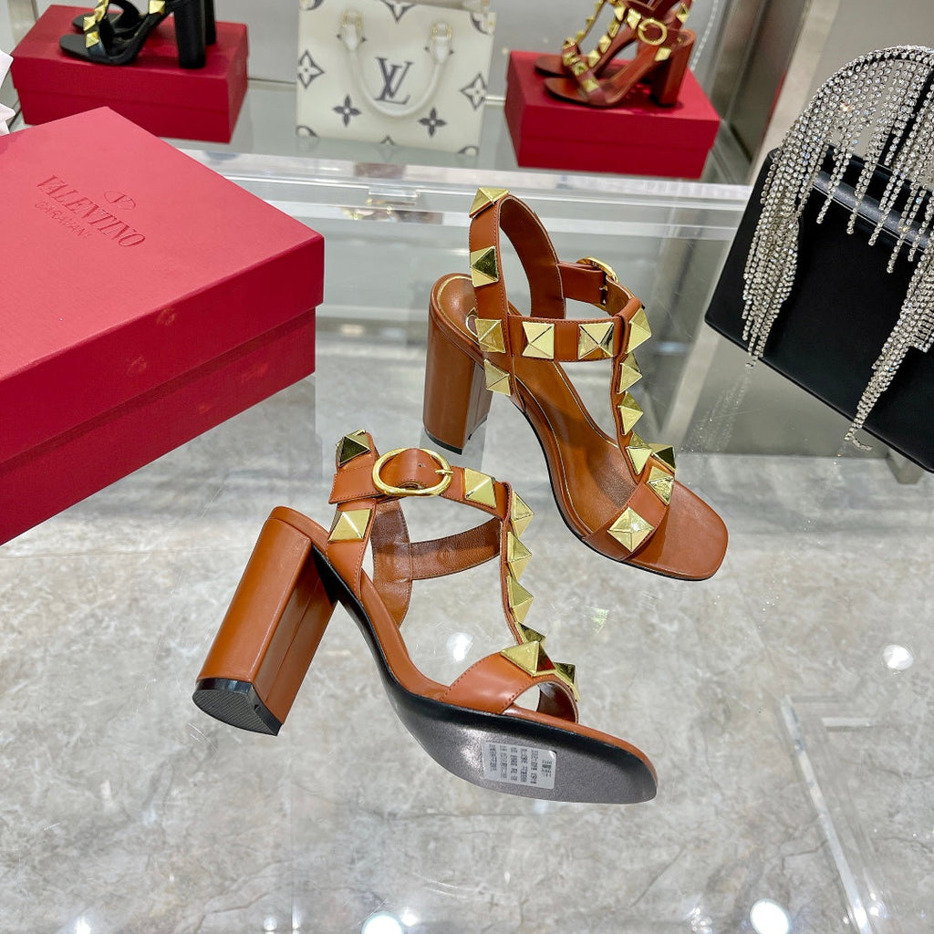 VALENTINO GARAVANI ROCKSTUD 95MM SANDALS IN BROWN CALFSKIN